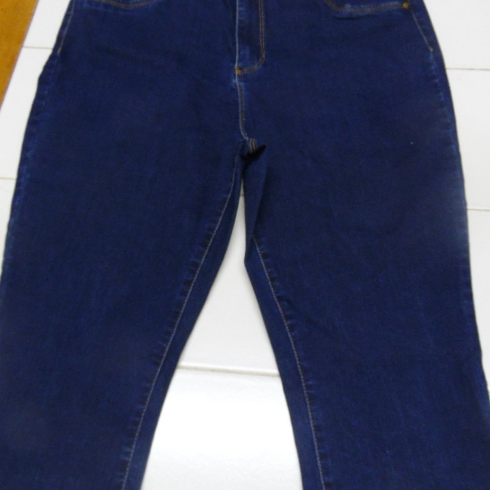 Womens jeans d'jeans  capri style(16Aht)
